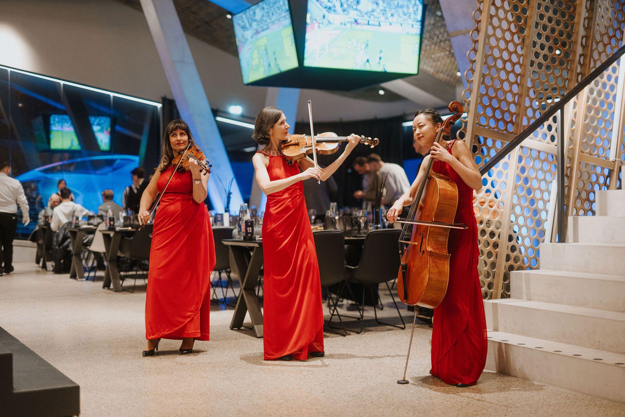 Impressionen aus dem Porsche Tunnel Club: Musikdarbietung
